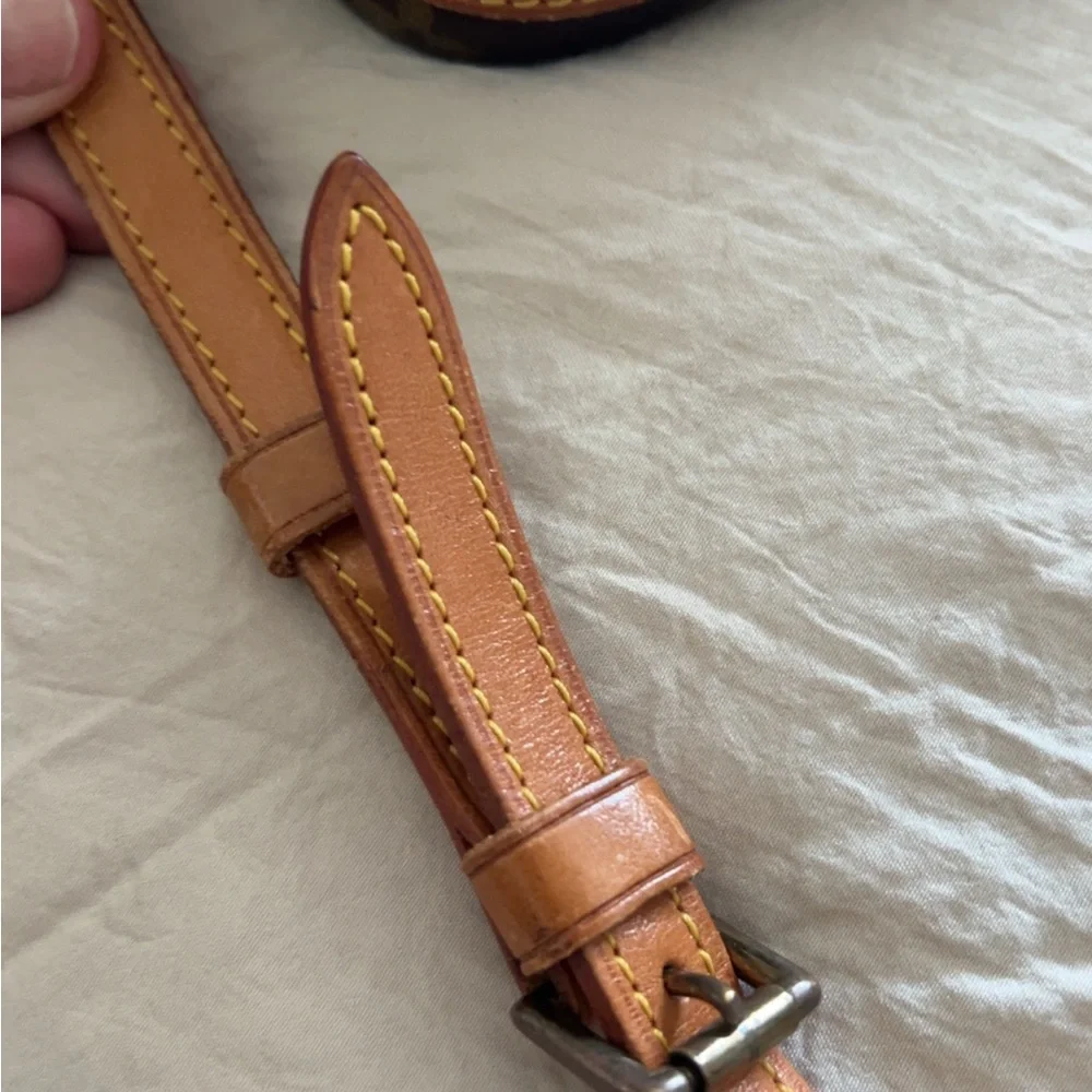 Louis Vuitton Saint Germain 27 Monogram Brown Crossbody Bag - Picture 7 of 12